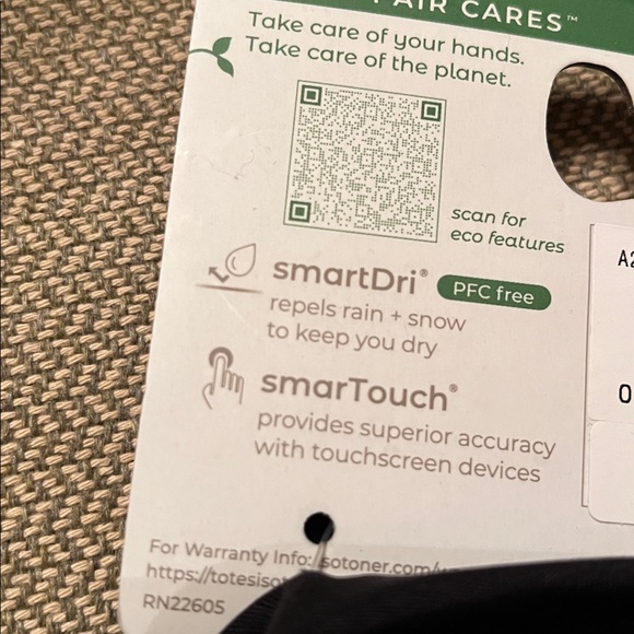 New NWT ISOTONER Black soft
Smart touch smart dri eco touch gloves lined ONE SZ - Picture 4 of 7